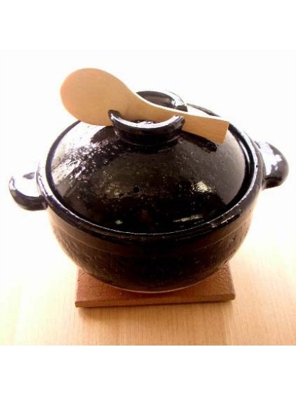 黒釉土鍋 五合炊き 鍋敷き・しゃもじ付き（【Madu】キッチン/土鍋・鍋小物）の詳細画像