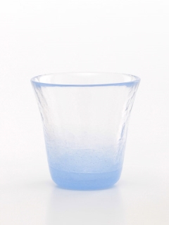 マディ(Madu)のアクアライトグラス ブルー ガラス食器・グラス