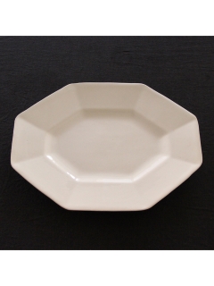 マディ(Madu)の八角プレート　ホワイト　L プレート・皿