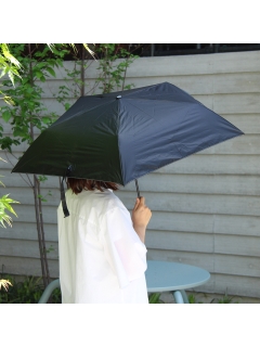 マディ(Madu)の【オンライン限定】　「-0＆」軽量スリム折りたたみ晴雨兼用日傘　ブラック 傘