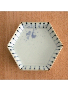 マディ(Madu)の十草　六角小皿 プレート・皿