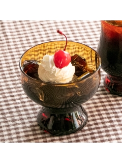 マディ(Madu)のアンバーサンデー　モール ガラス食器・グラス