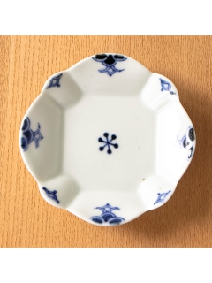 マディ(Madu)の瓔珞紋（ようらくもん）　変形豆皿 プレート・皿
